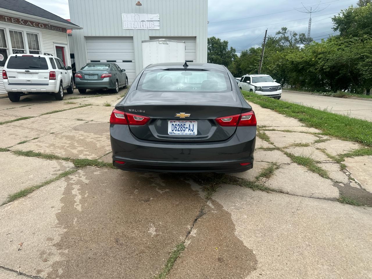 2017 Chevrolet Malibu 1LT - Photo 6