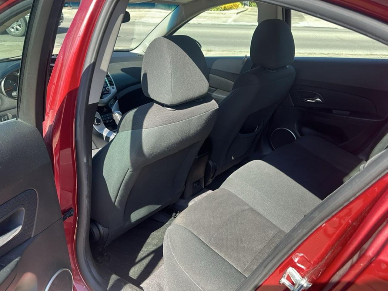 Chevrolet Cruze 1LT 2012