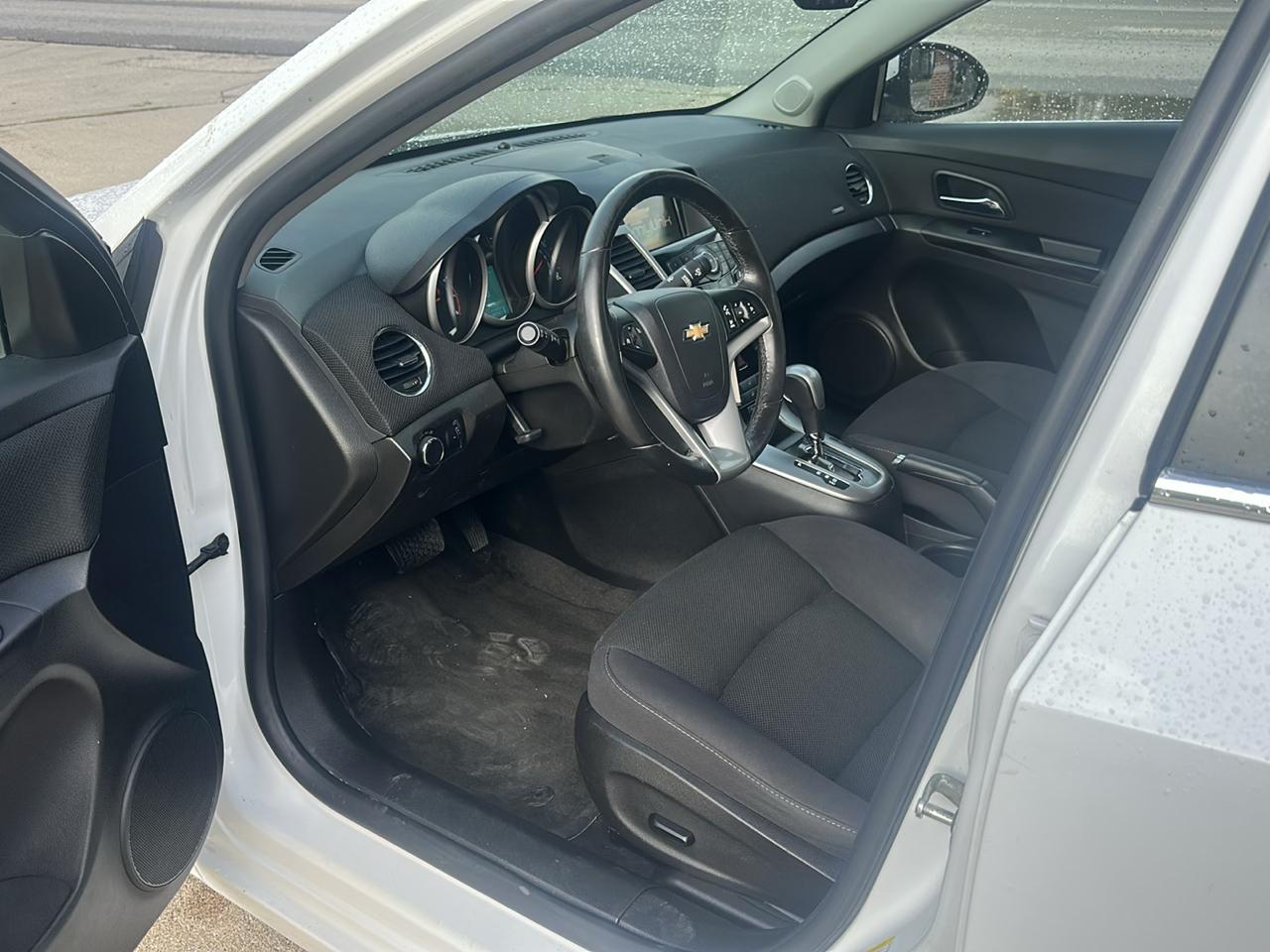 2014 Chevrolet Cruze 1LT - Photo 9