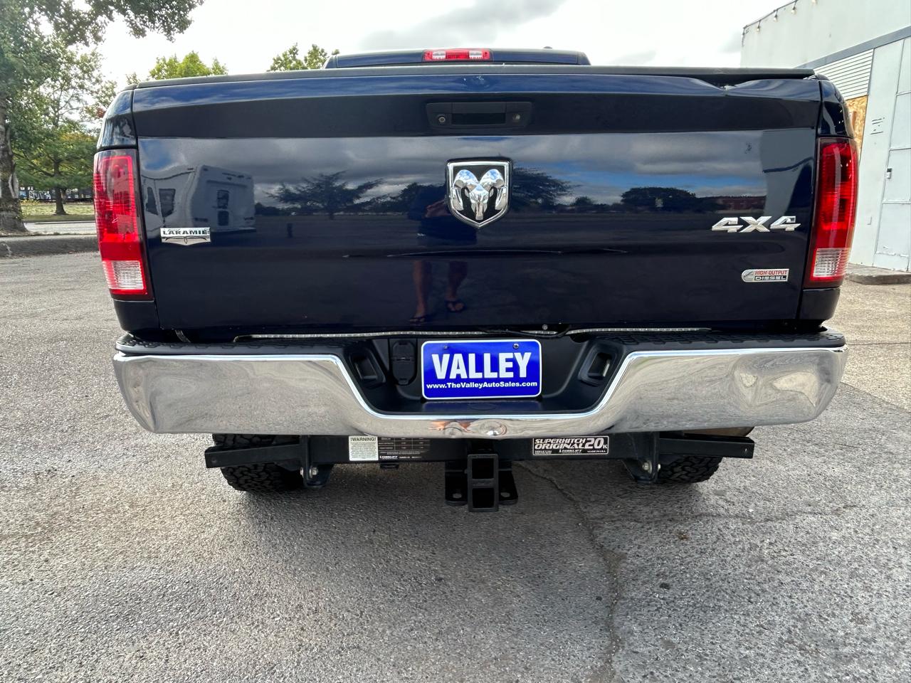 RAM 3500 Laramie Crew Cab SWB 4WD 2012
