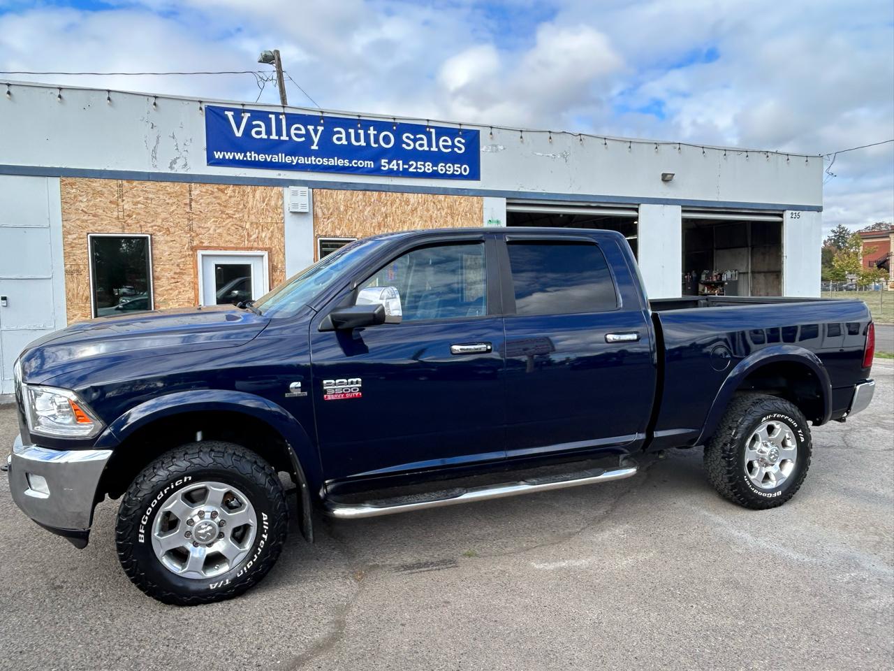 RAM 3500 Laramie Crew Cab SWB 4WD 2012