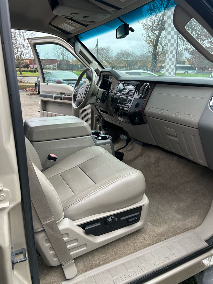 Ford F-250 SD Lariat Crew Cab 4WD 2008