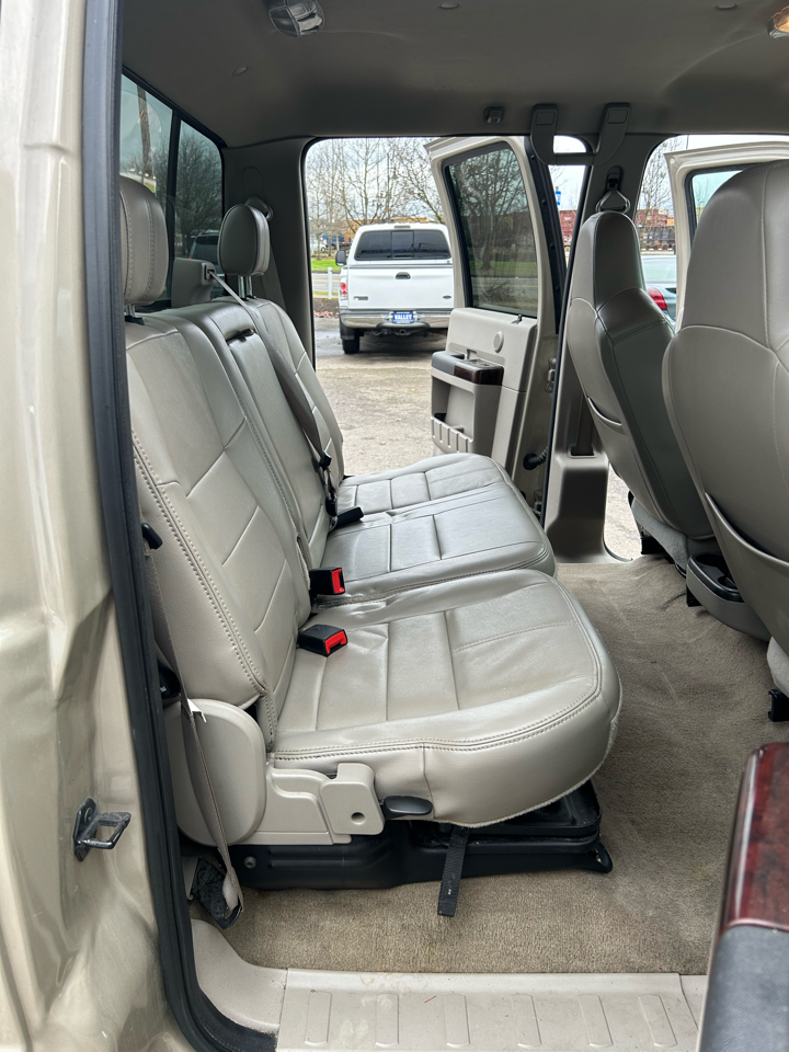 Ford F-250 SD Lariat Crew Cab 4WD 2008