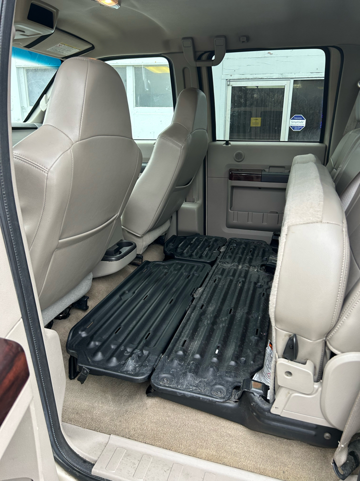 Ford F-250 SD Lariat Crew Cab 4WD 2008