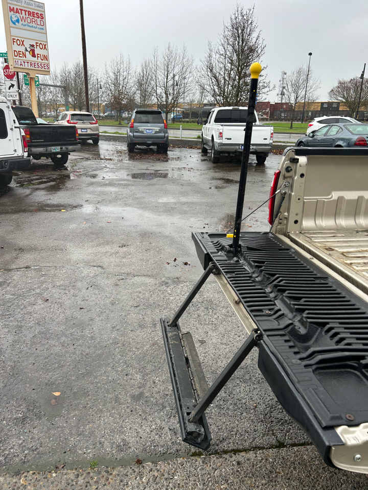 Ford F-250 SD Lariat Crew Cab 4WD 2008