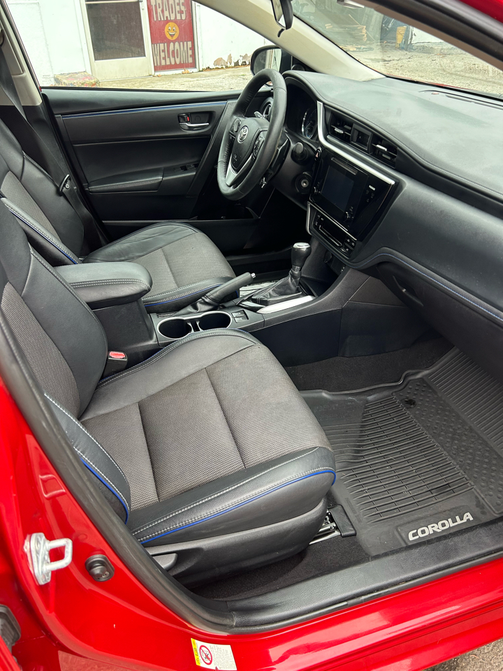 2017 Toyota Corolla XLE XSE Special Edition photo 4