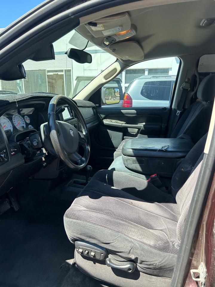 Dodge Ram 2500 4WD Quad Cab 160.5" SLT 2004