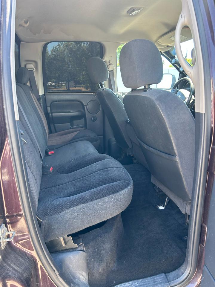 Dodge Ram 2500 4WD Quad Cab 160.5" SLT 2004