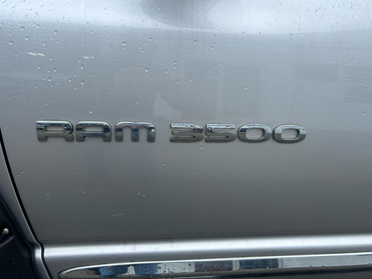 Dodge Ram 3500 Laramie Quad Cab 4WD 2006