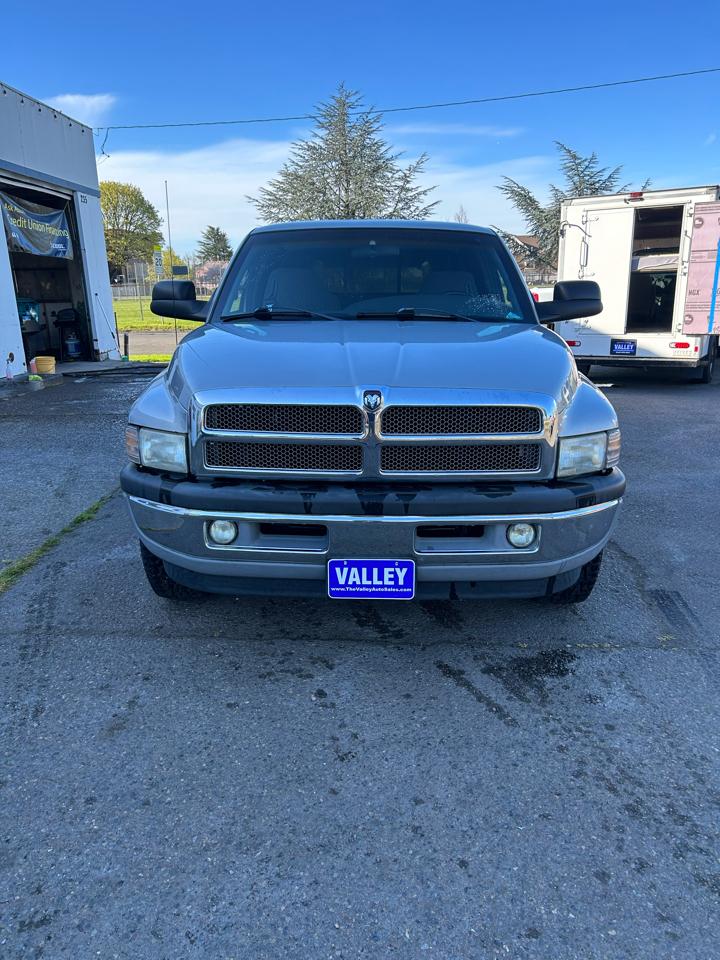 Dodge Ram 2500 Quad Cab Long Bed 2WD 2001