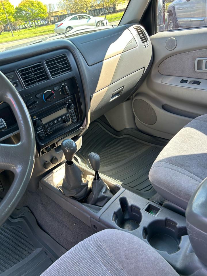 Toyota Tacoma Xtracab 4WD 2001
