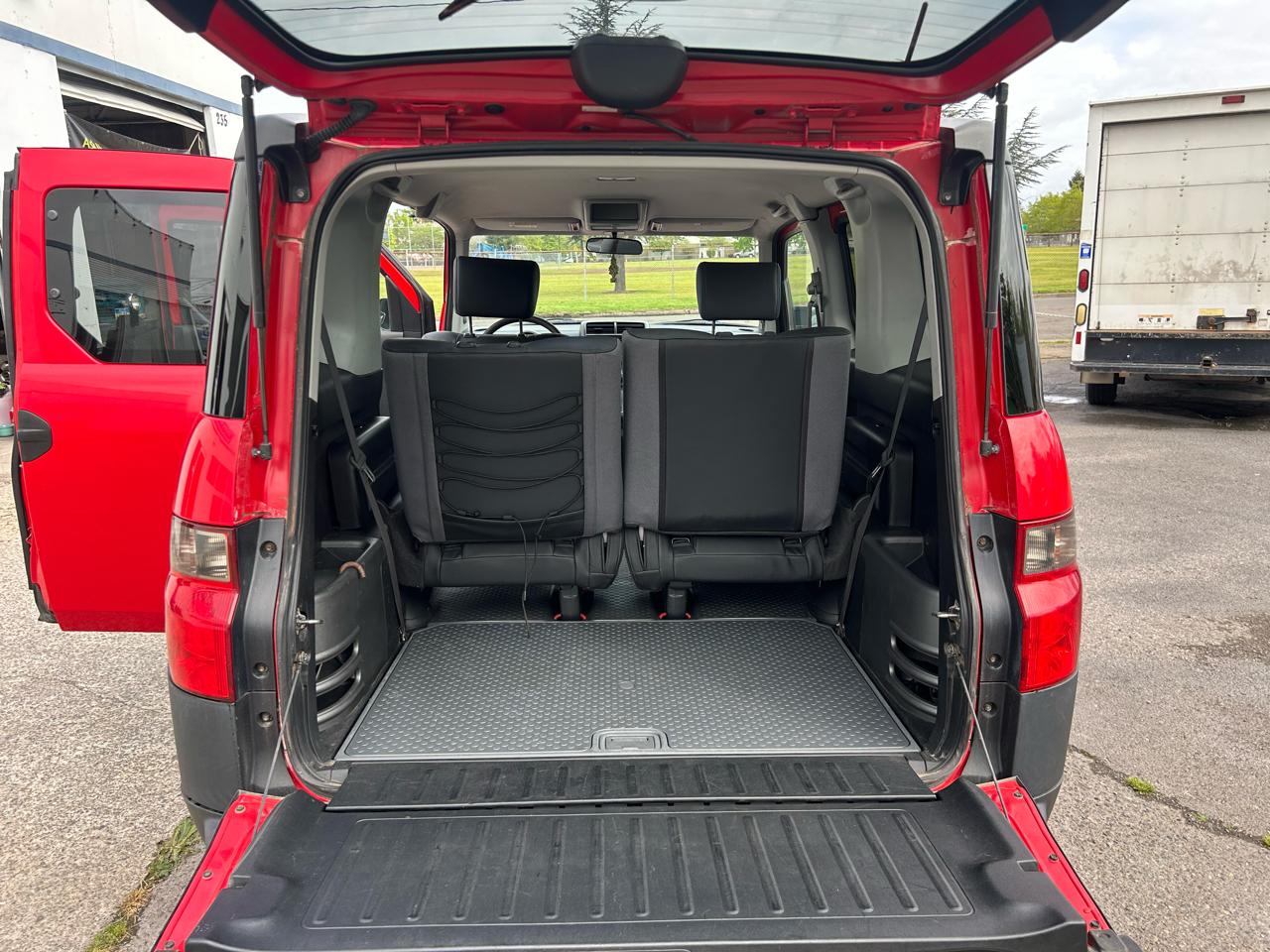 Honda Element EX 4WD 4-spd AT 2005