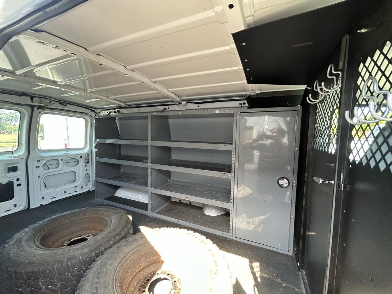 Ford Econoline E-250 2007