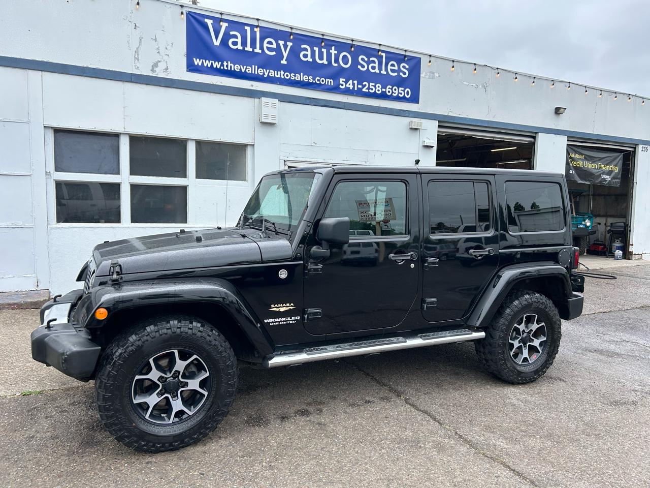 2014 Jeep Wrangler Unlimited Sahara 4WD