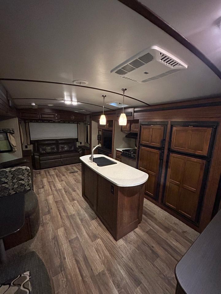 Keystone Outback  2017