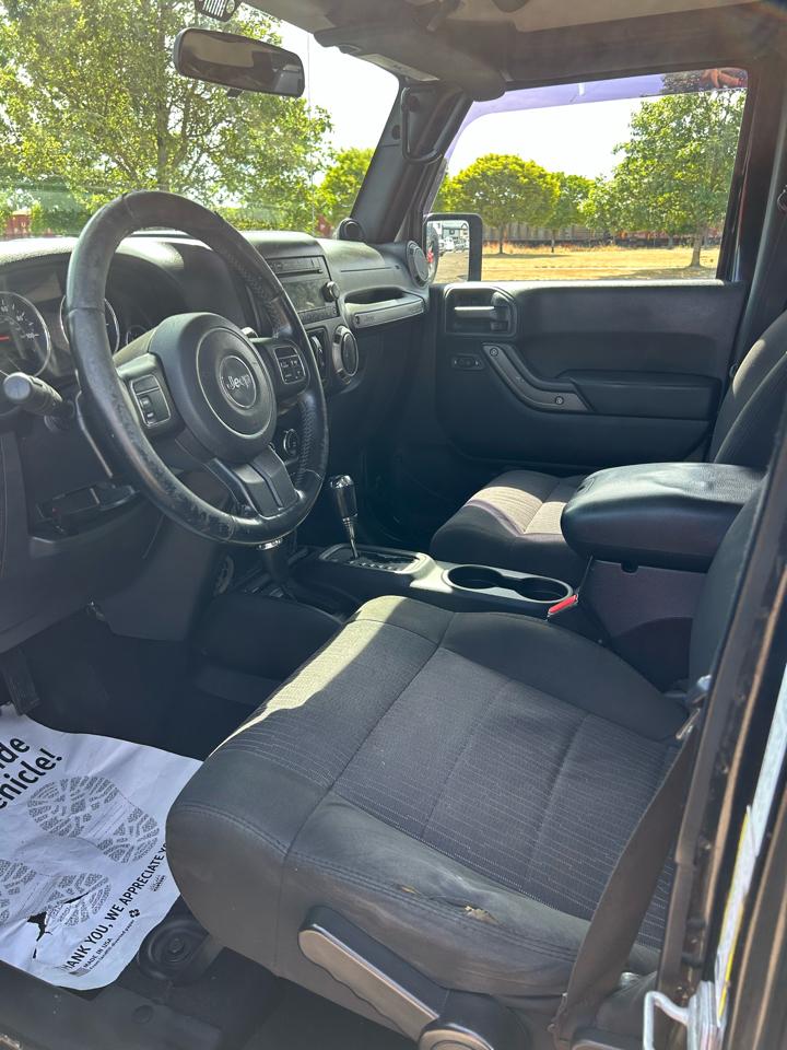 Jeep Wrangler Unlimited Sport 4WD 2011