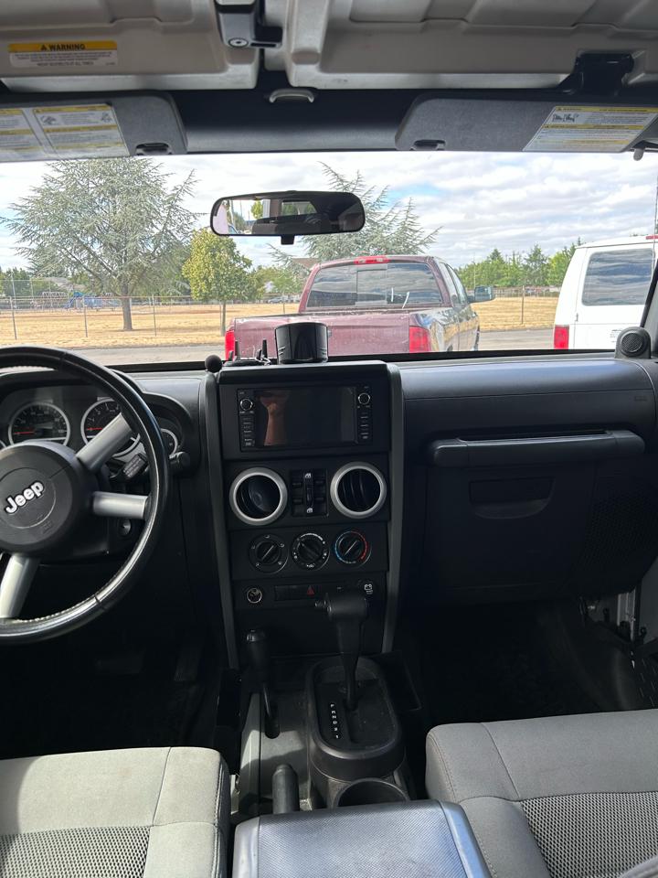 Jeep Wrangler 4WD 4dr Unlimited Sahara 2008