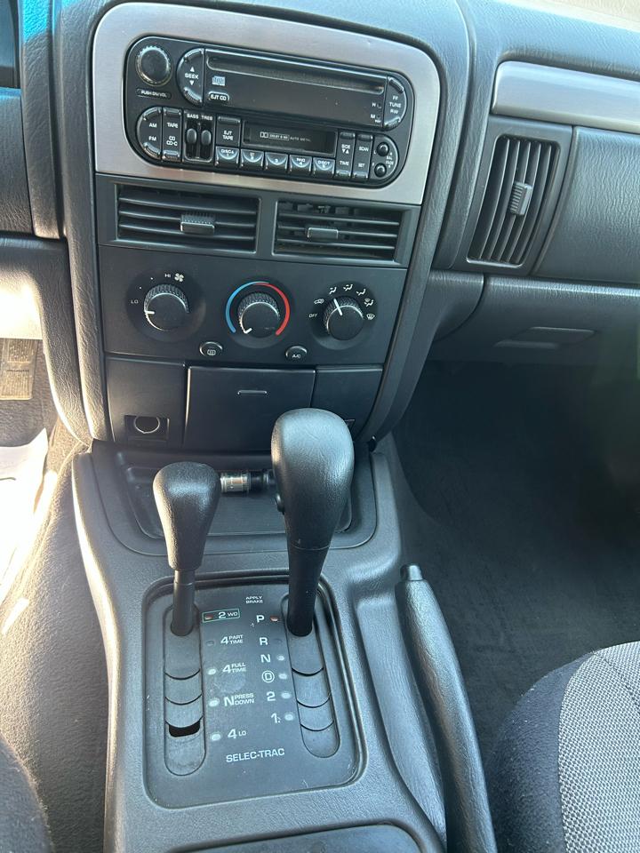 Jeep Grand Cherokee 4dr Laredo 4WD 2001