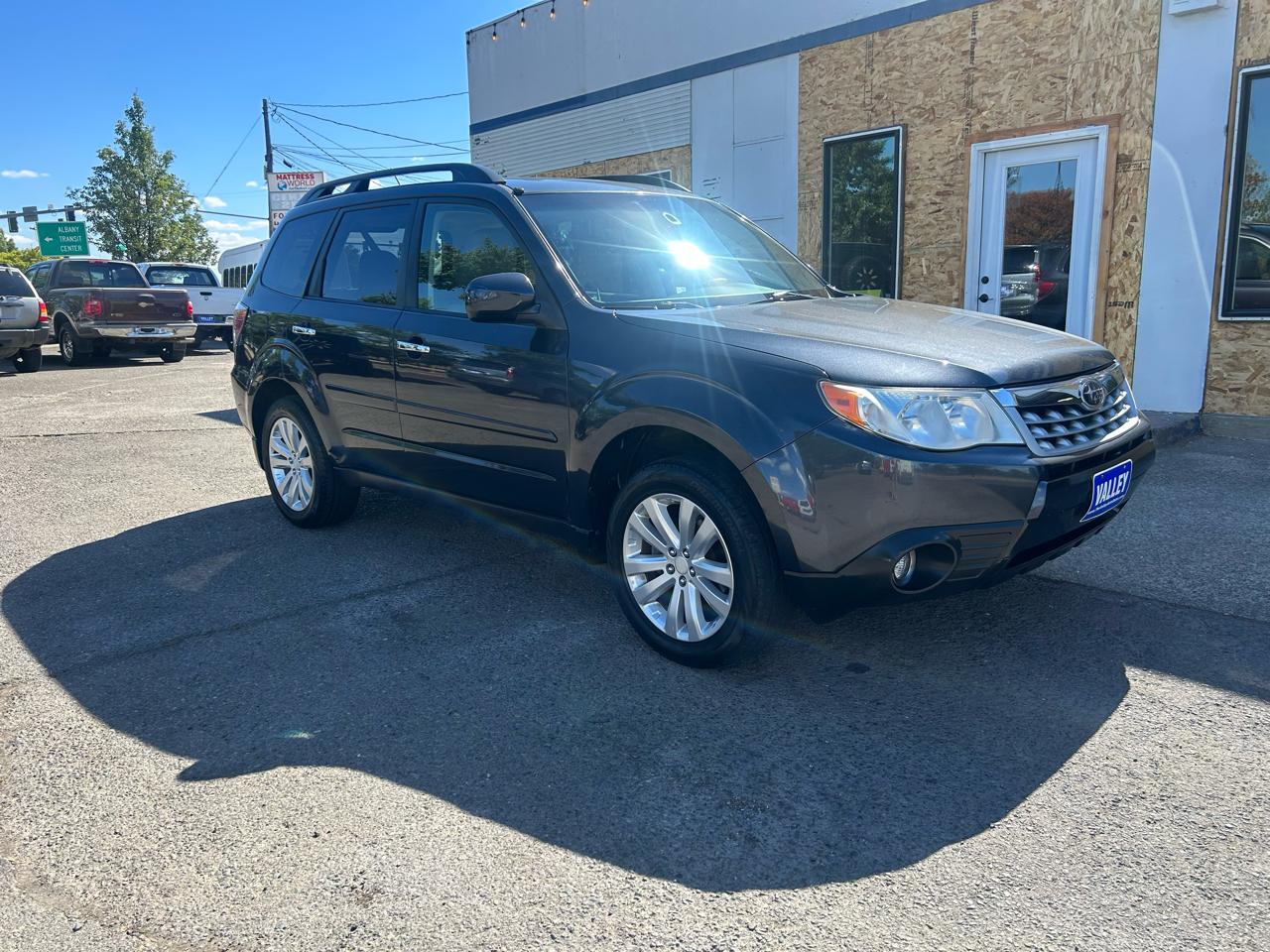 Subaru Forester 4dr Auto 2.5X Limited 2011