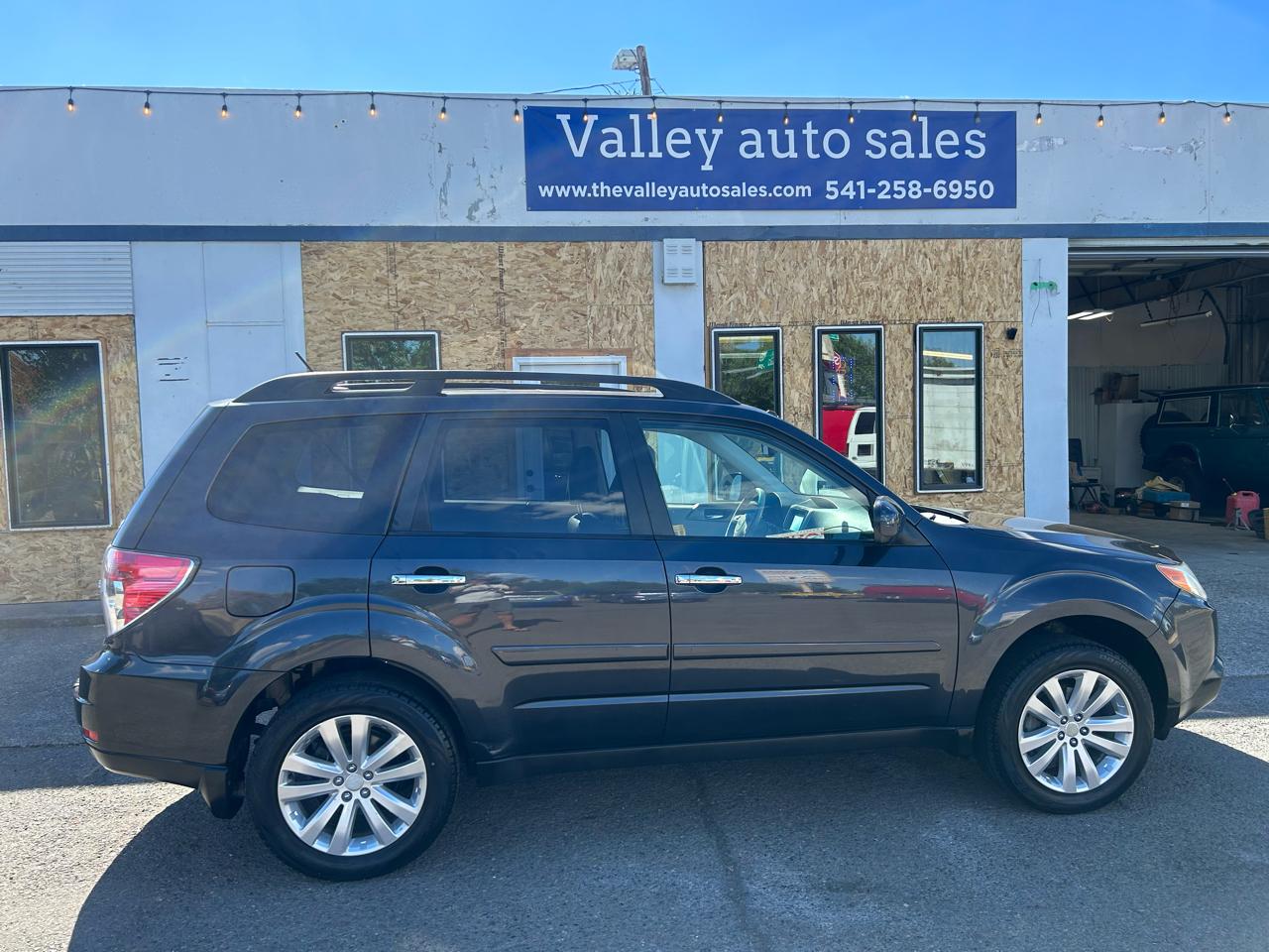 Subaru Forester 4dr Auto 2.5X Limited 2011