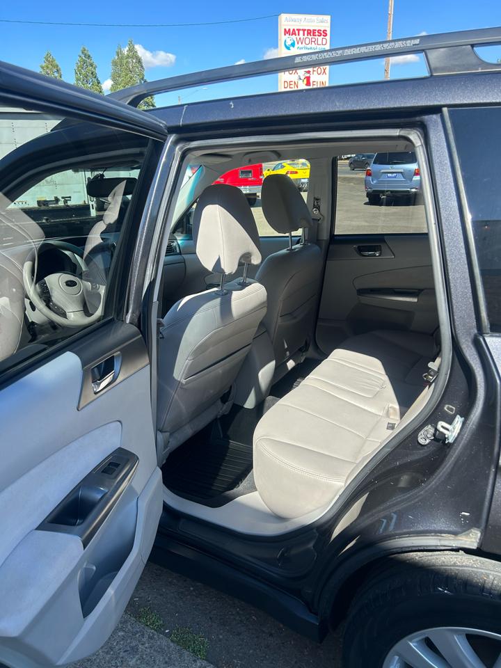 Subaru Forester 4dr Auto 2.5X Limited 2011