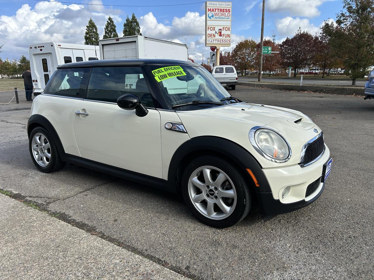 MINI Cooper Hardtop 2dr Cpe S 2009