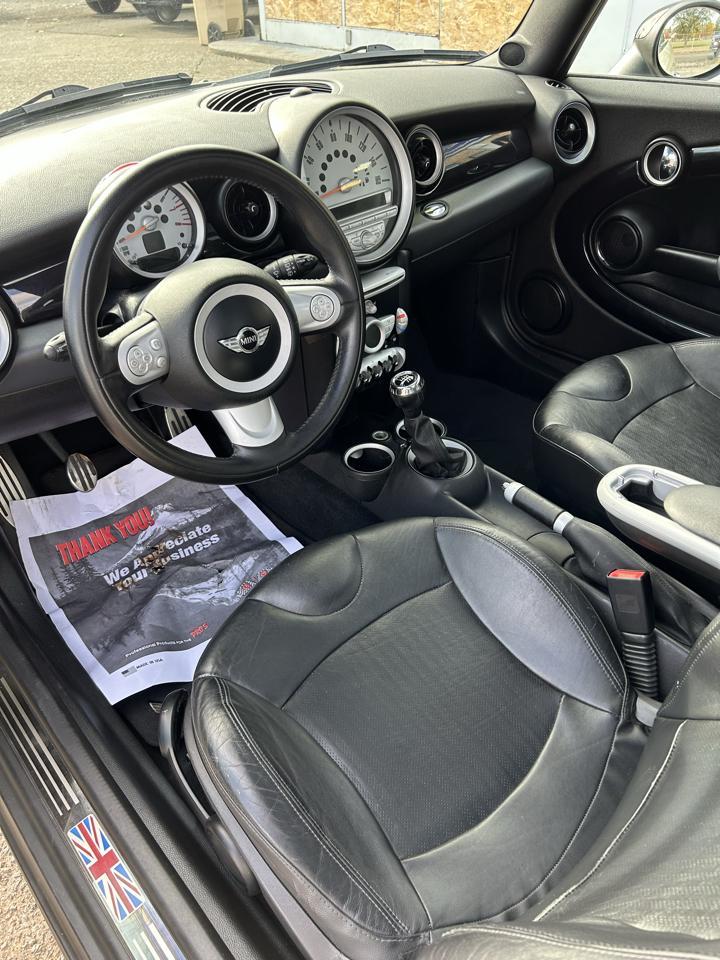 MINI Cooper Hardtop 2dr Cpe S 2009