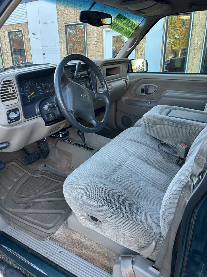 Chevrolet C/K 3500 Crew Cab 4dr 168.5" WB 4WD 1997