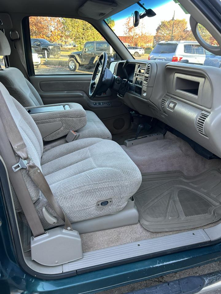 Chevrolet C/K 3500 Crew Cab 4dr 168.5" WB 4WD 1997