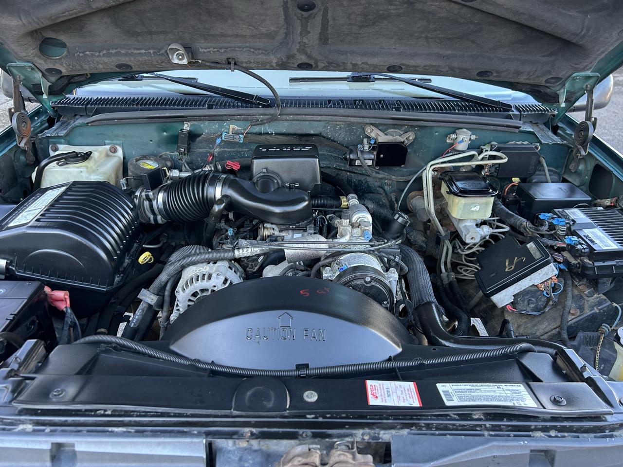 Chevrolet C/K 3500 Crew Cab 4dr 168.5" WB 4WD 1997