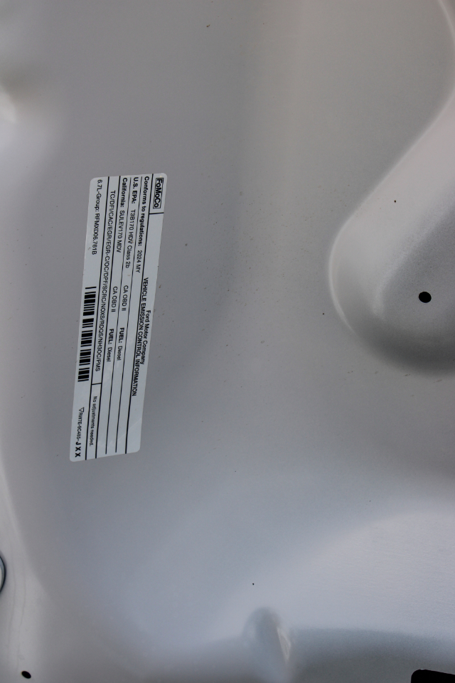 Ford F-250 SD XLT Crew Cab 4WD 2024 Ford F-250 SD XLT Crew Cab 4WD 2024