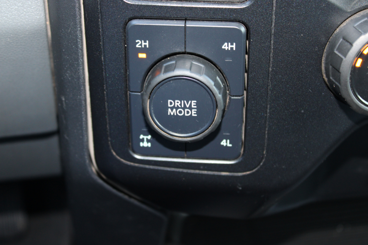 Ford F-250 SD XLT Crew Cab 4WD 2024 Ford F-250 SD XLT Crew Cab 4WD 2024