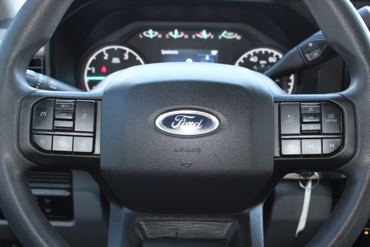 Ford F-250 SD XLT Crew Cab 4WD 2024 Ford F-250 SD XLT Crew Cab 4WD 2024