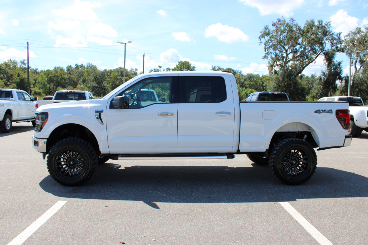 2024 Ford F-150 XLT photo 3