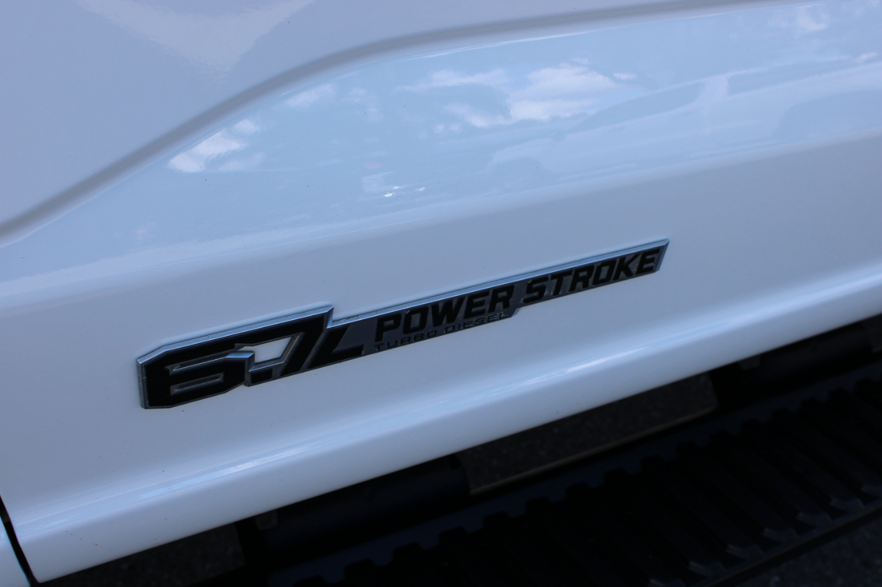 2024 Ford F-250 XLT photo 13