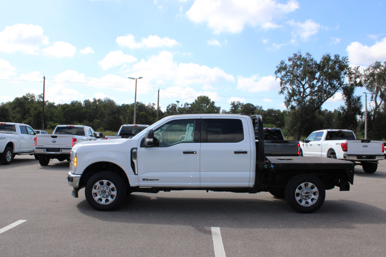 2023 Ford F-250 XLT photo 3