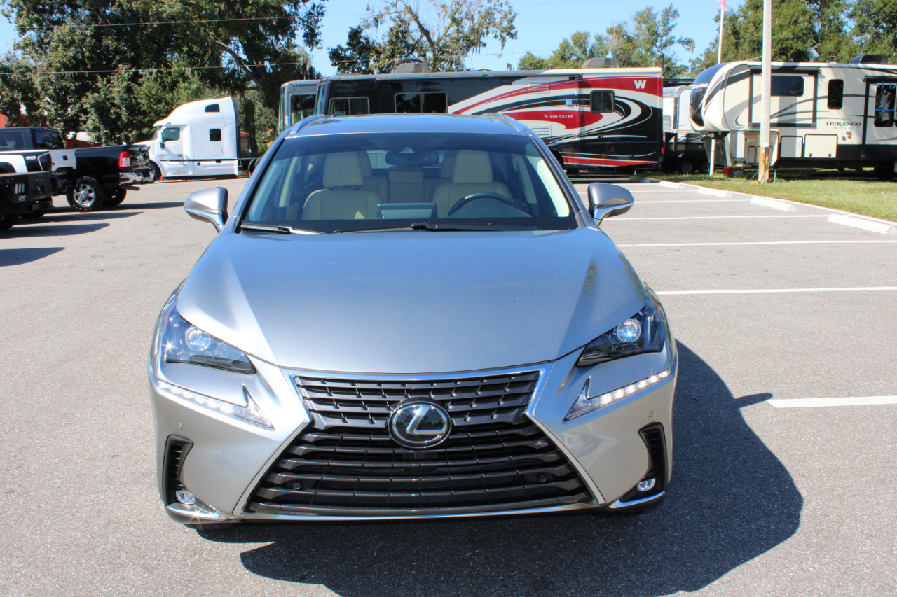 Lexus NX 300 Base 4D SUV FWD 2021 Lexus NX 300 Base 4D SUV FWD 2021