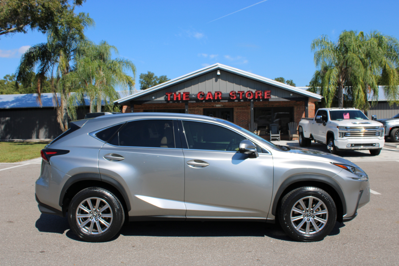Lexus NX 300 Base 4D SUV FWD 2021 Lexus NX 300 Base 4D SUV FWD 2021