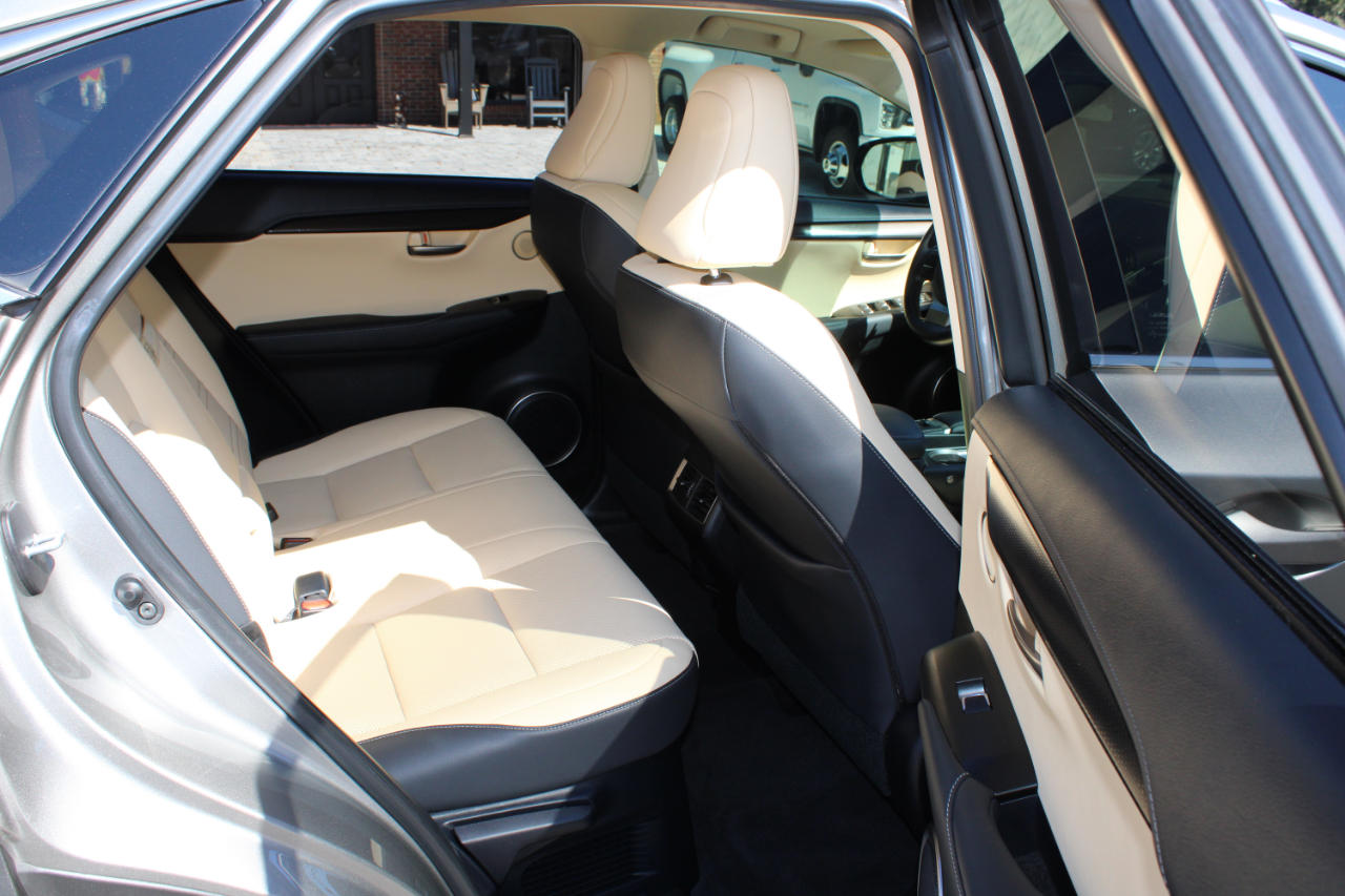 Lexus NX 300 Base 4D SUV FWD 2021 Lexus NX 300 Base 4D SUV FWD 2021