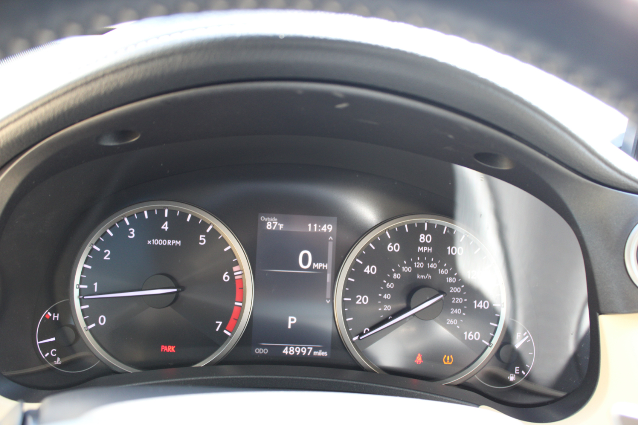 Lexus NX 300 Base 4D SUV FWD 2021 Lexus NX 300 Base 4D SUV FWD 2021