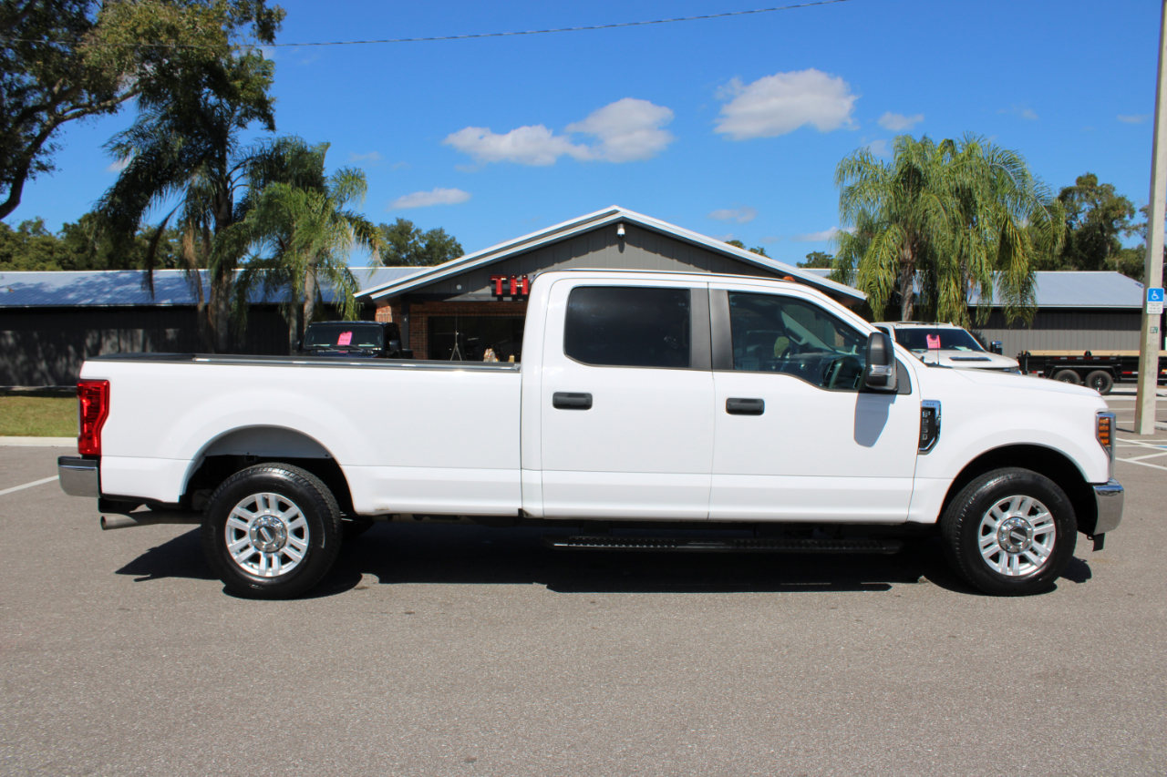 Ford F-250 SD XLT Crew Cab Long Bed 2WD 2018 Ford F-250 SD XLT Crew Cab Long Bed 2WD 2018