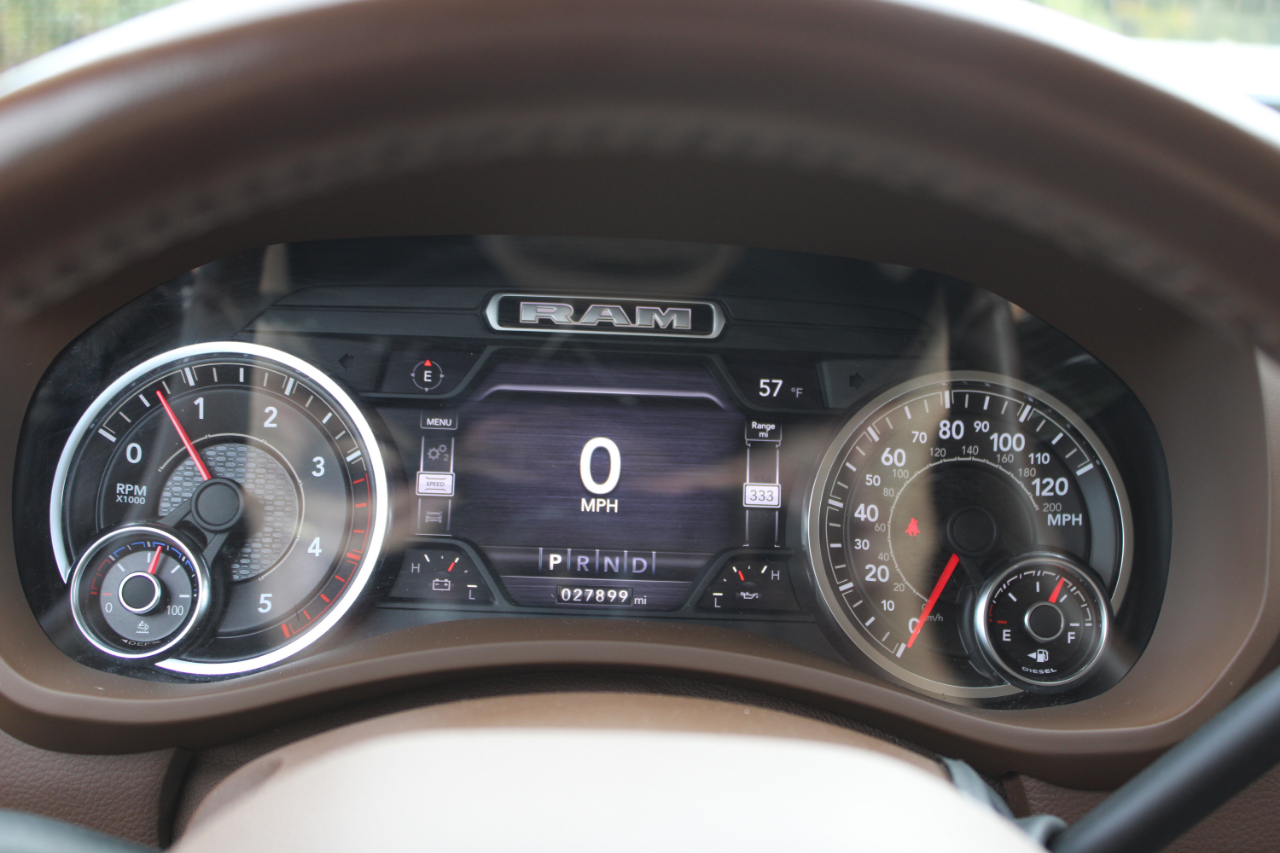 RAM 3500 Laramie Crew Cab LWB 4WD DRW 2021 RAM 3500 Laramie Crew Cab LWB 4WD DRW 2021