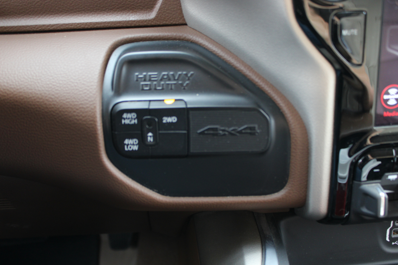 RAM 3500 Laramie Crew Cab LWB 4WD DRW 2021 RAM 3500 Laramie Crew Cab LWB 4WD DRW 2021