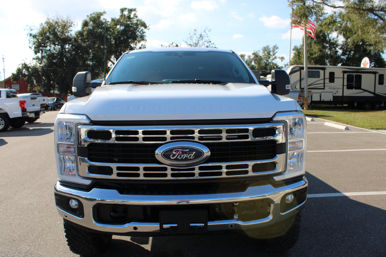 Ford F-250 SD XLT Crew Cab 4WD 2025 Ford F-250 SD XLT Crew Cab 4WD 2025