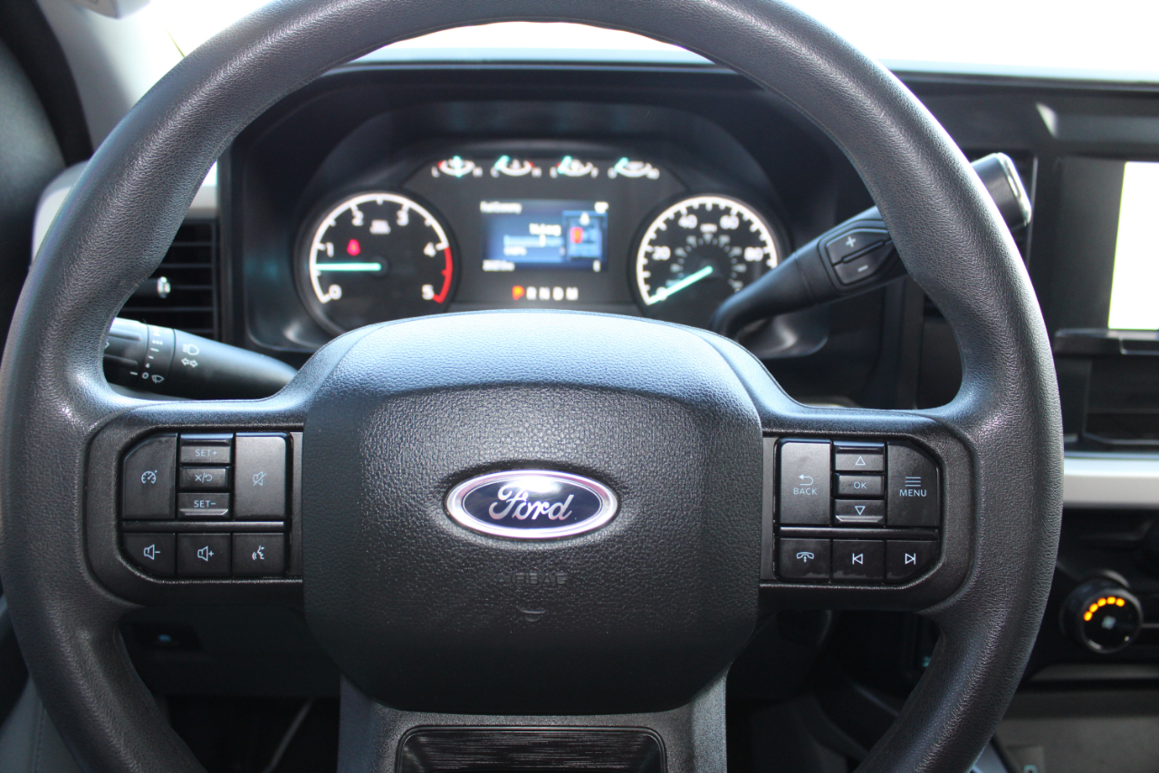 Ford F-250 SD XLT Crew Cab 4WD 2025 Ford F-250 SD XLT Crew Cab 4WD 2025