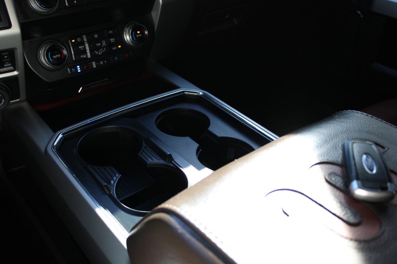 Ford F-350 SD King Ranch Crew Cab Long Bed DRW 4WD 2020