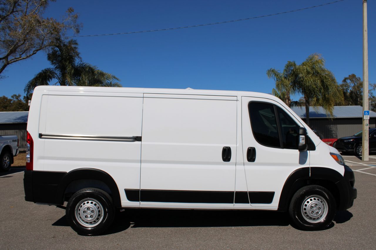 RAM Promaster 1500 Low Roof 136-in. WB 2024