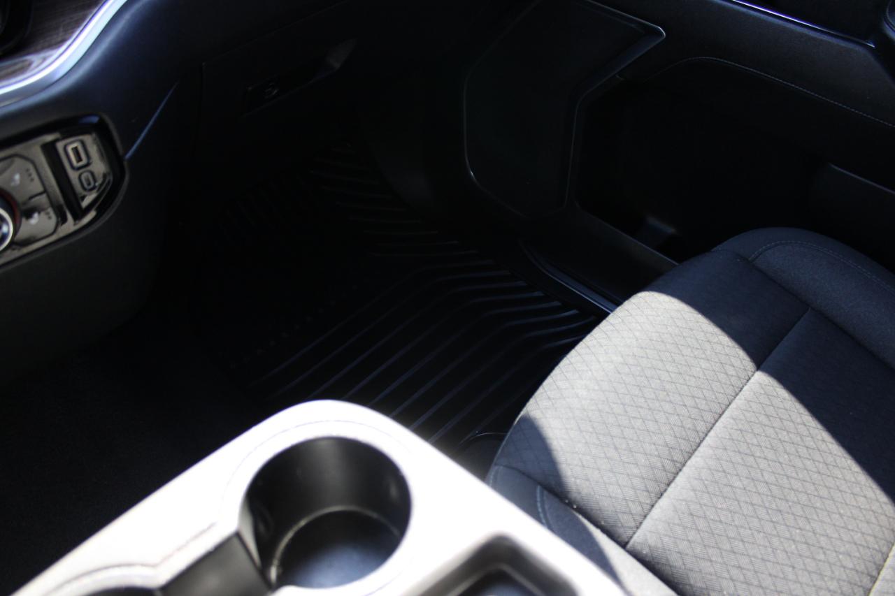 Chevrolet Silverado 1500 RST Crew Cab 2WD 2022