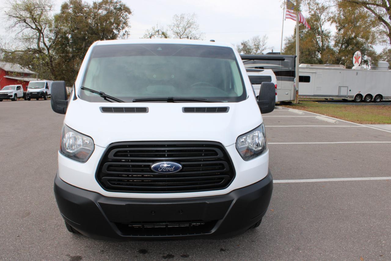Ford Transit 250 Van Low Roof w/Sliding Pass. 130-in. WB 2019