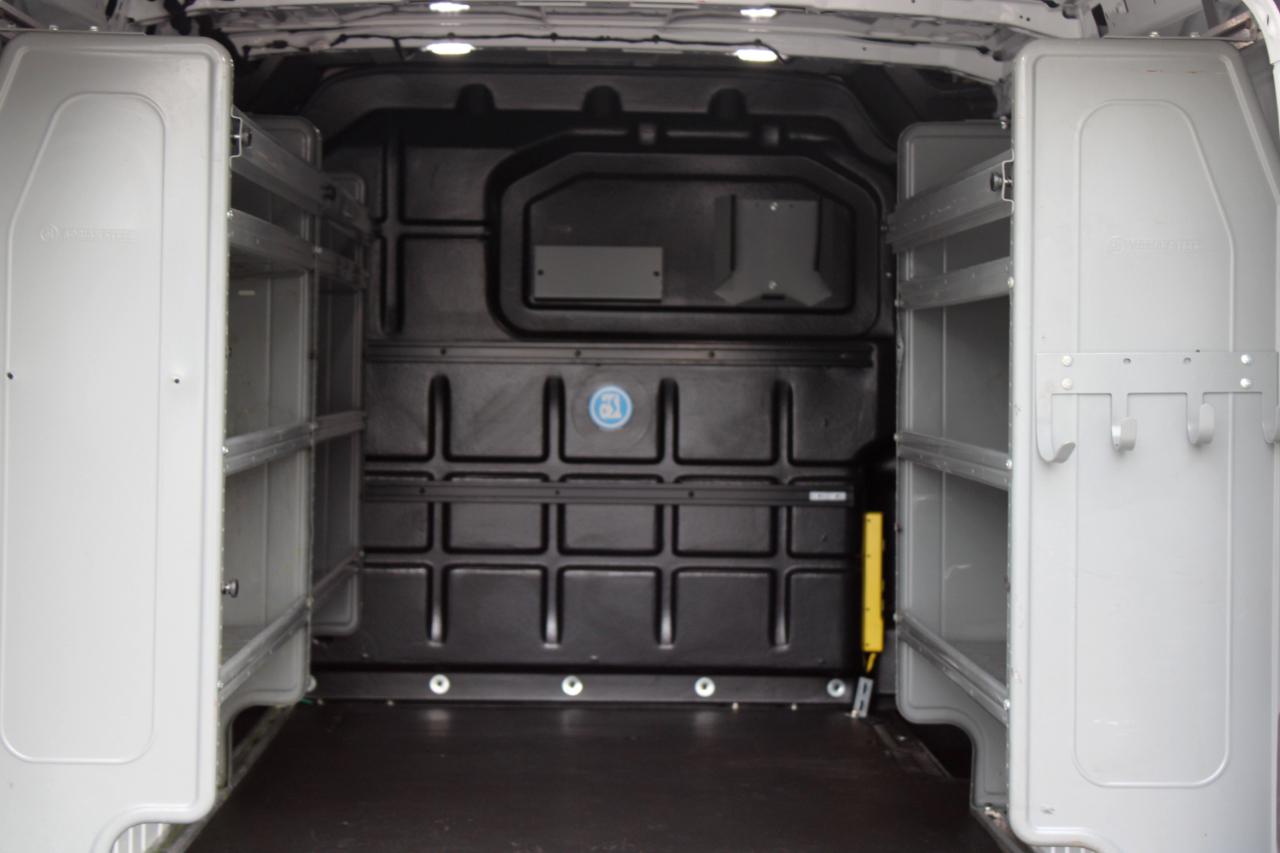 Ford Transit 250 Van Low Roof w/Sliding Pass. 130-in. WB 2019